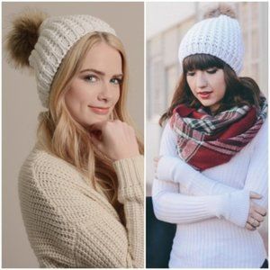 NEW Hat Pom Pom Knit Faux Fur Slouchy Beanie Cream Off White Winter Boutique NWT
